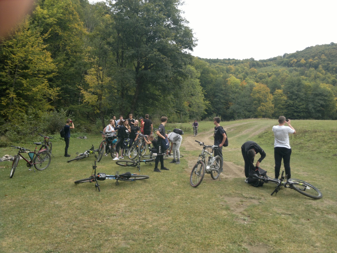 16. A kerékpáros csapat megérkezett a Vargyas - szorosba